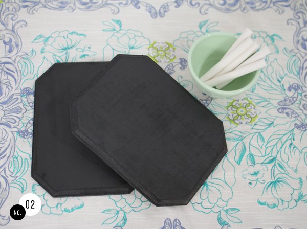 DIY Chalkboard Plaques