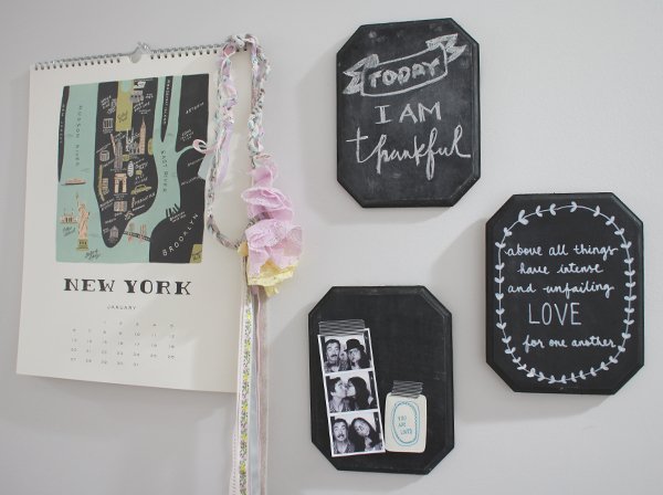 DIY Chalkboard Plaques